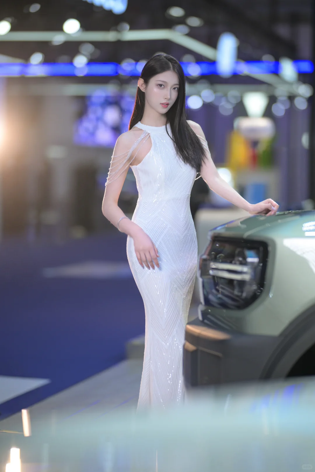 雾都变雨都，山城入画来。