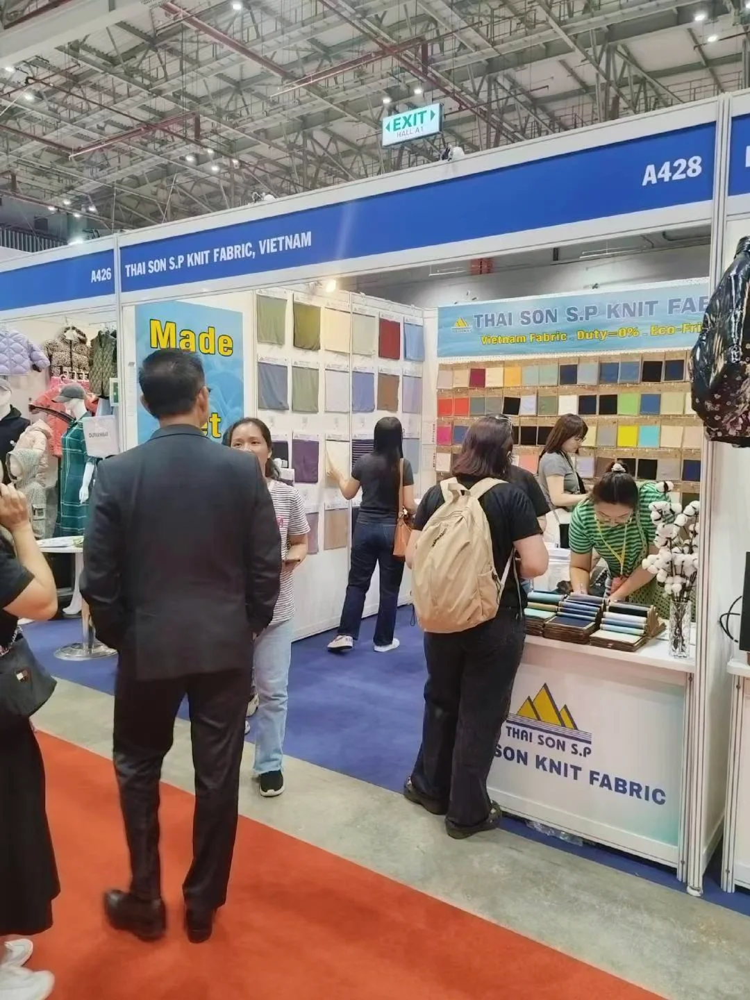 毫不夸张的说，越南纺织展已经可以媲美欧洲