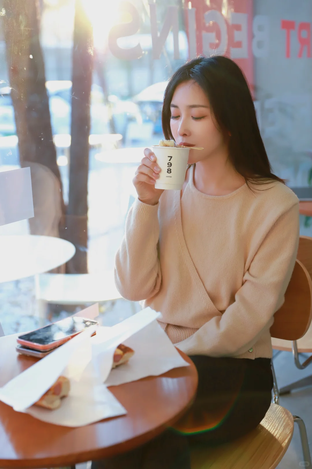 798逛展续命神器!这家火腿面包直接封神?