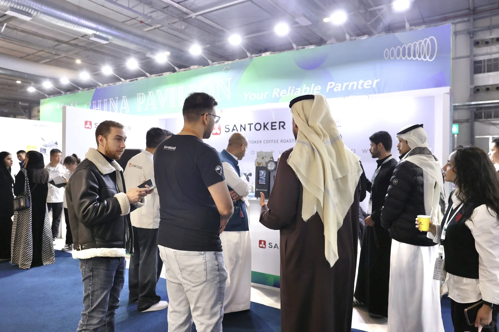 沙特展会｜三豆客的中东“圈粉”实录??