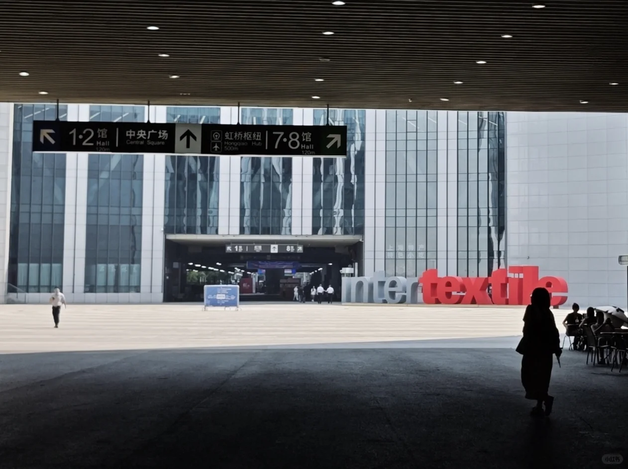 纺织厂牛马｜plogggg ：