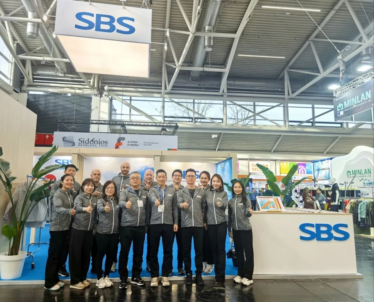 展会快讯:SBS携拉链产品亮相德国ISPO 2025