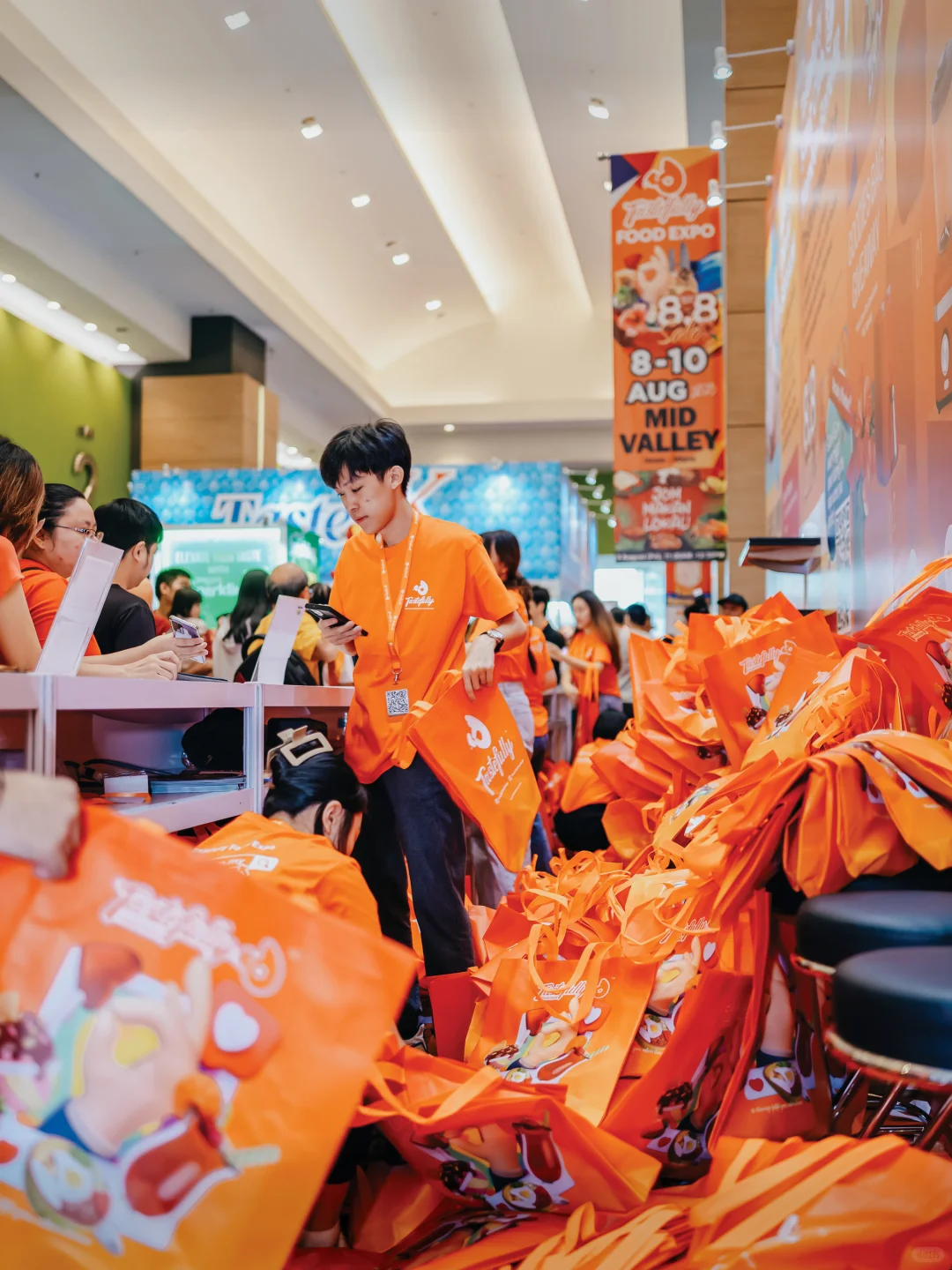 ??如果有100种以上的美食在你面前…