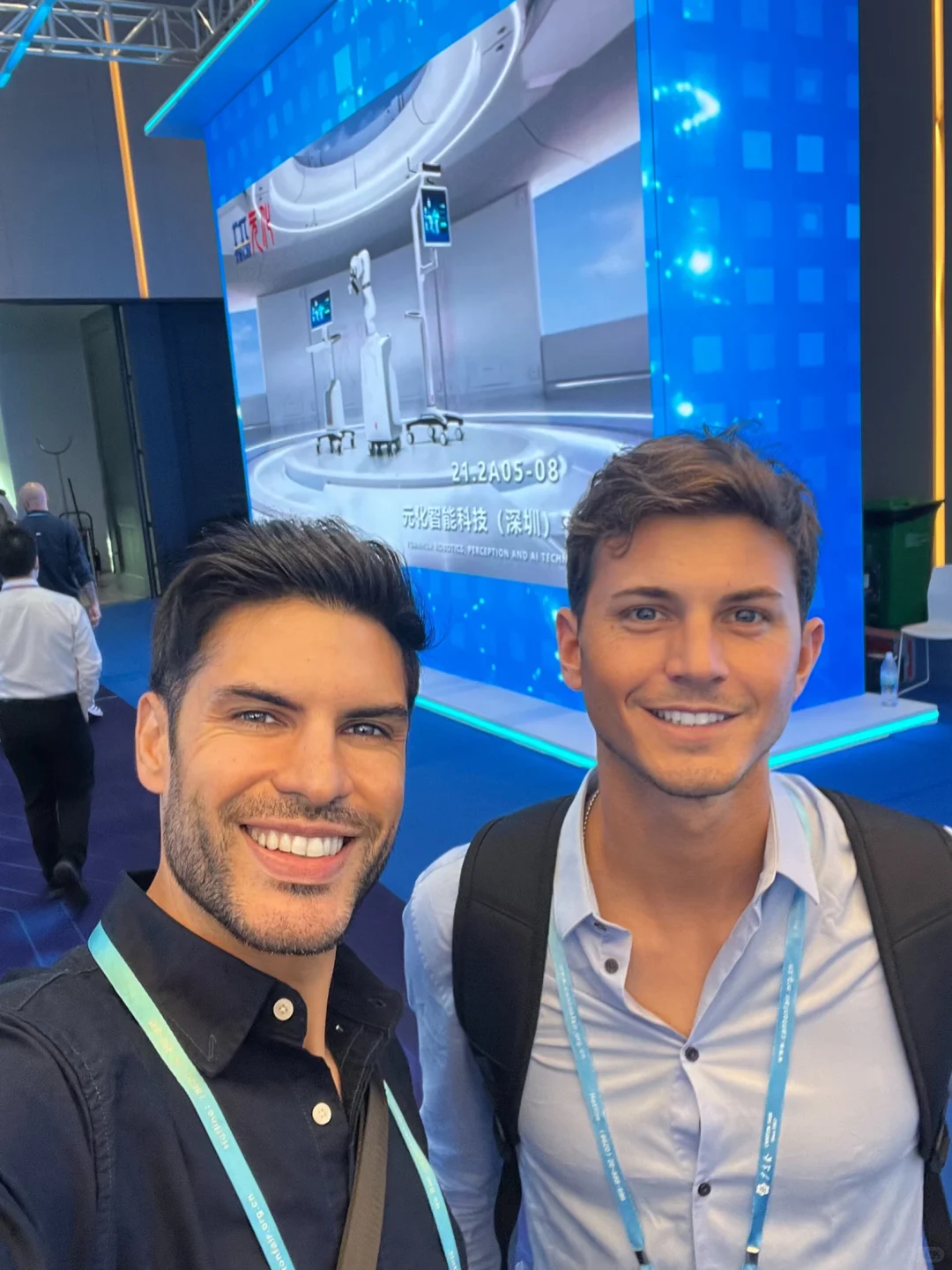 第一次来参加广交会！