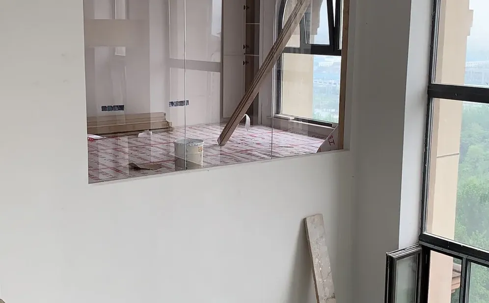 普通玻璃和超白玻璃