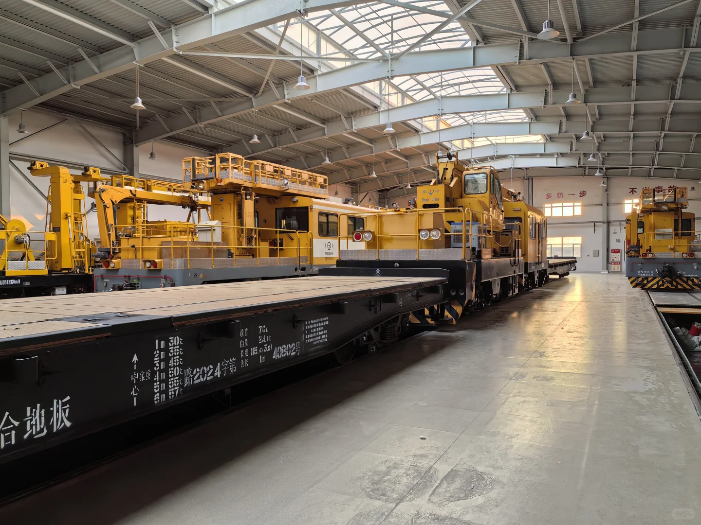 造车的车间真的太震撼了！