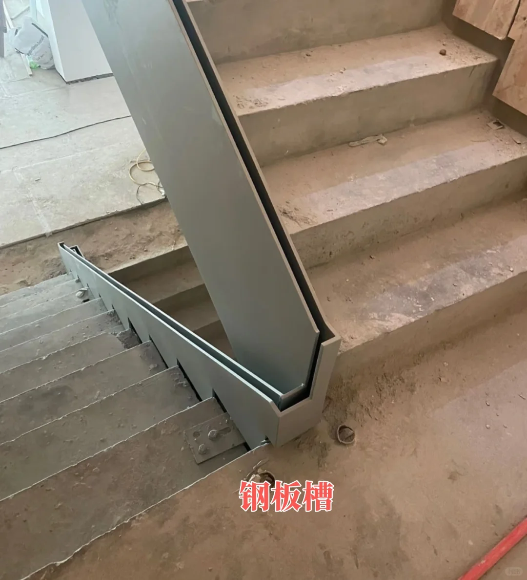 玻璃楼梯扶手价格怎么能差10倍？