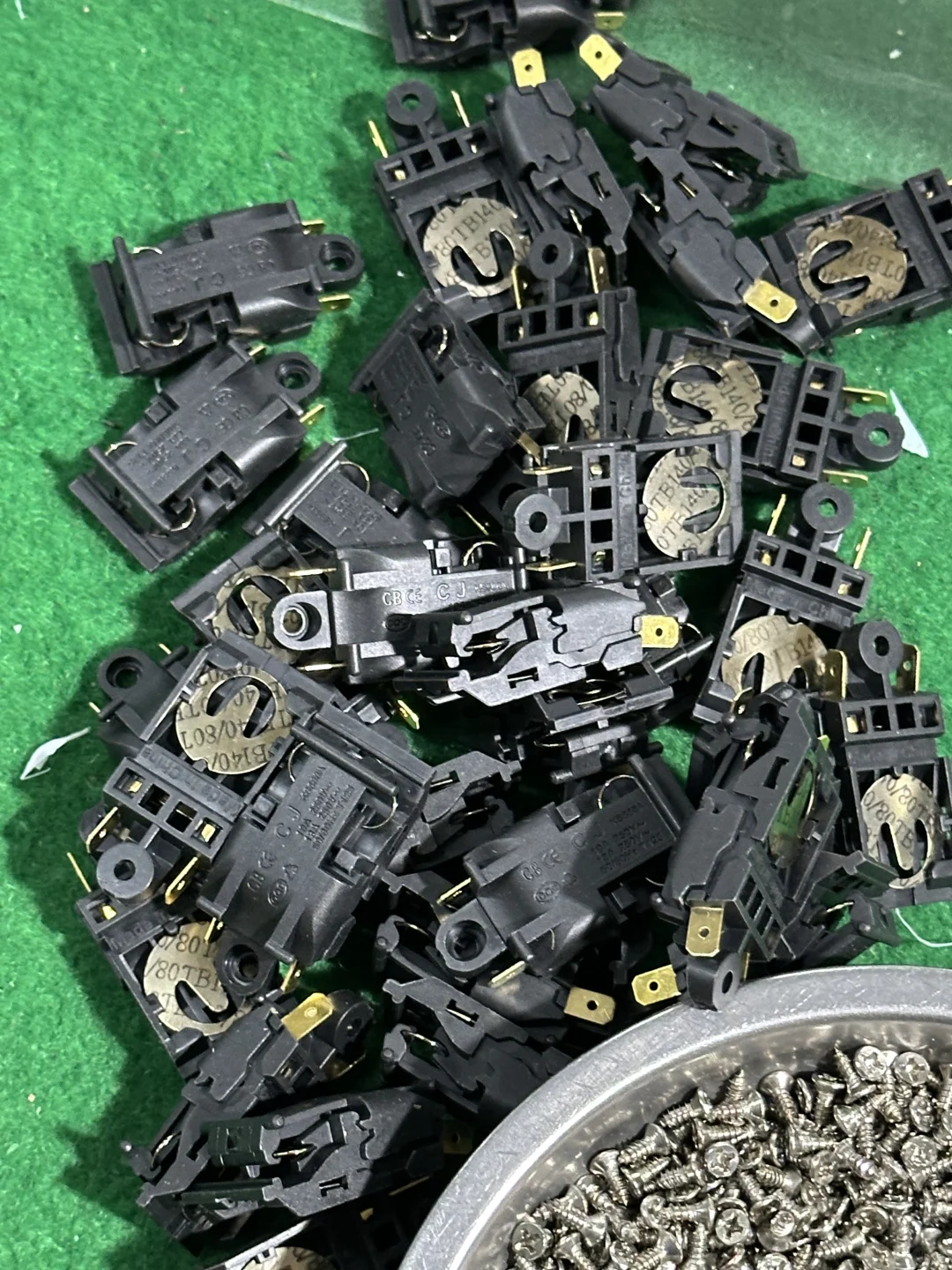 玻璃壶生产线实拍