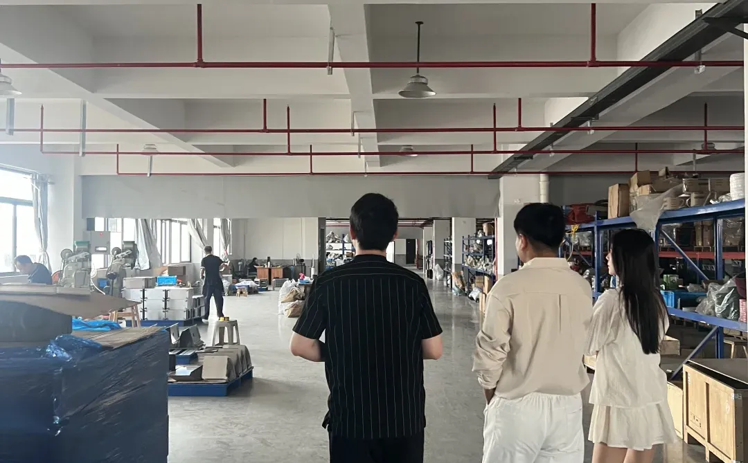靠小红书做外贸的第123批客户到厂参观