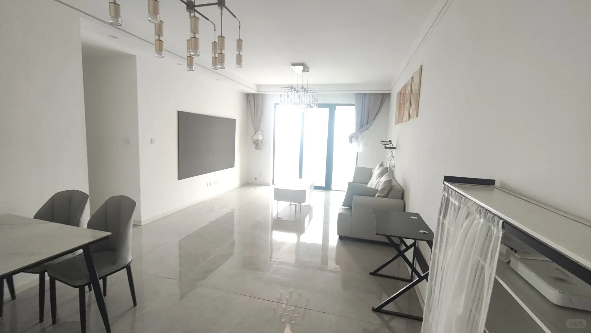 四川农业大学附近锦绣城三期精装套四出租