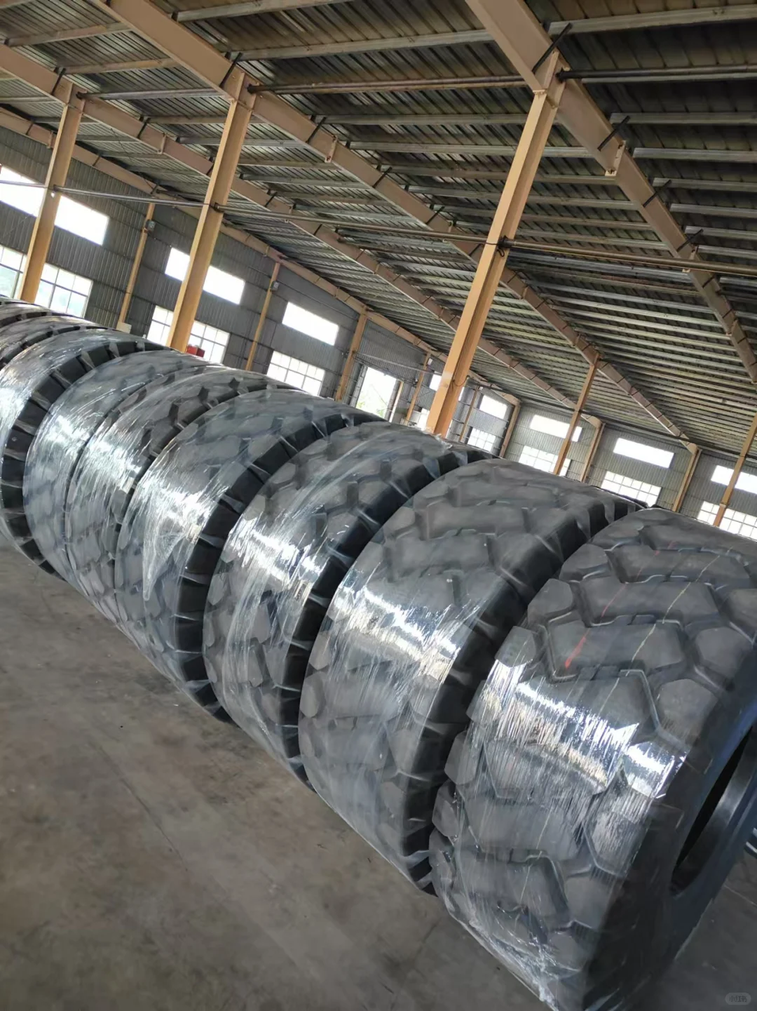 轮胎工厂的日常 ??