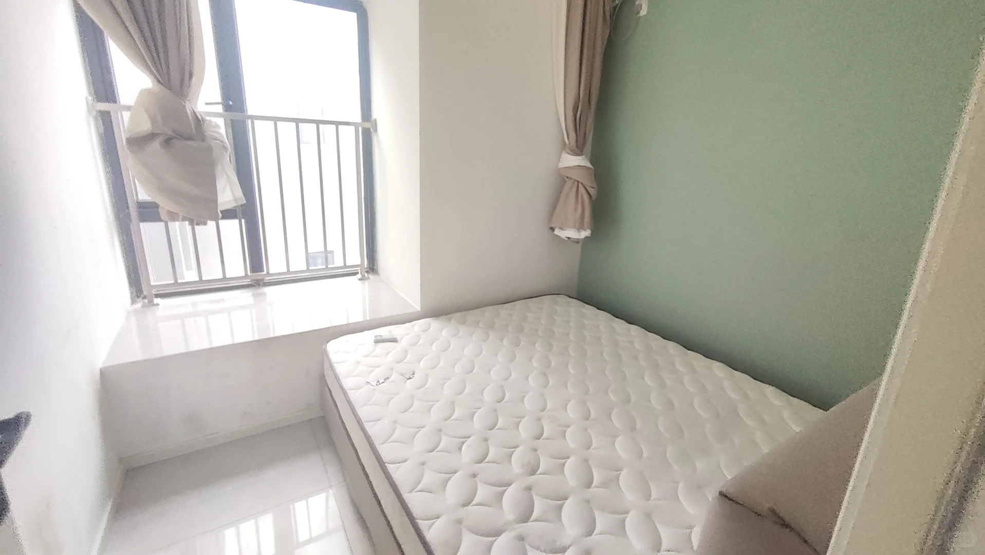 四川农业大学附近锦绣城三期精装套四出租