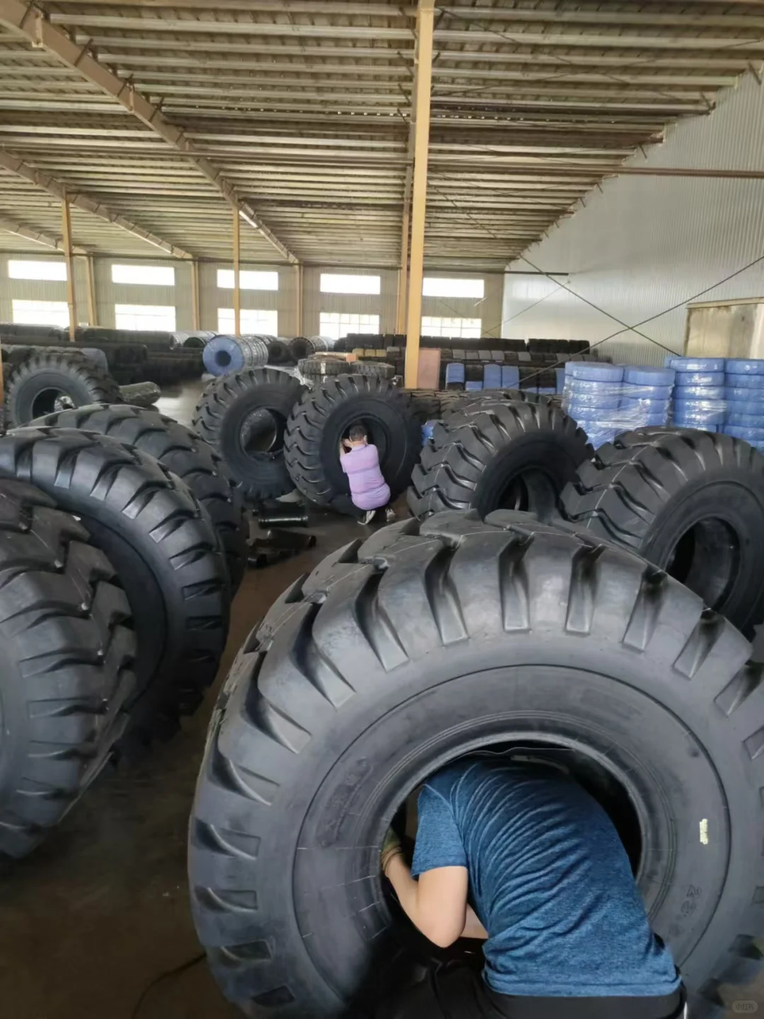 轮胎工厂的日常 ??