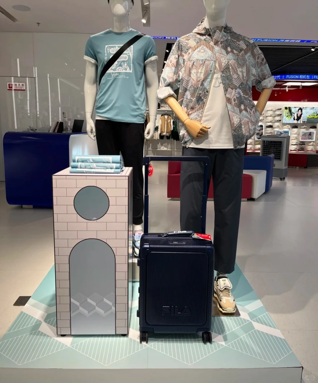 在广东15年箱包厂，品质与效率的完美结合