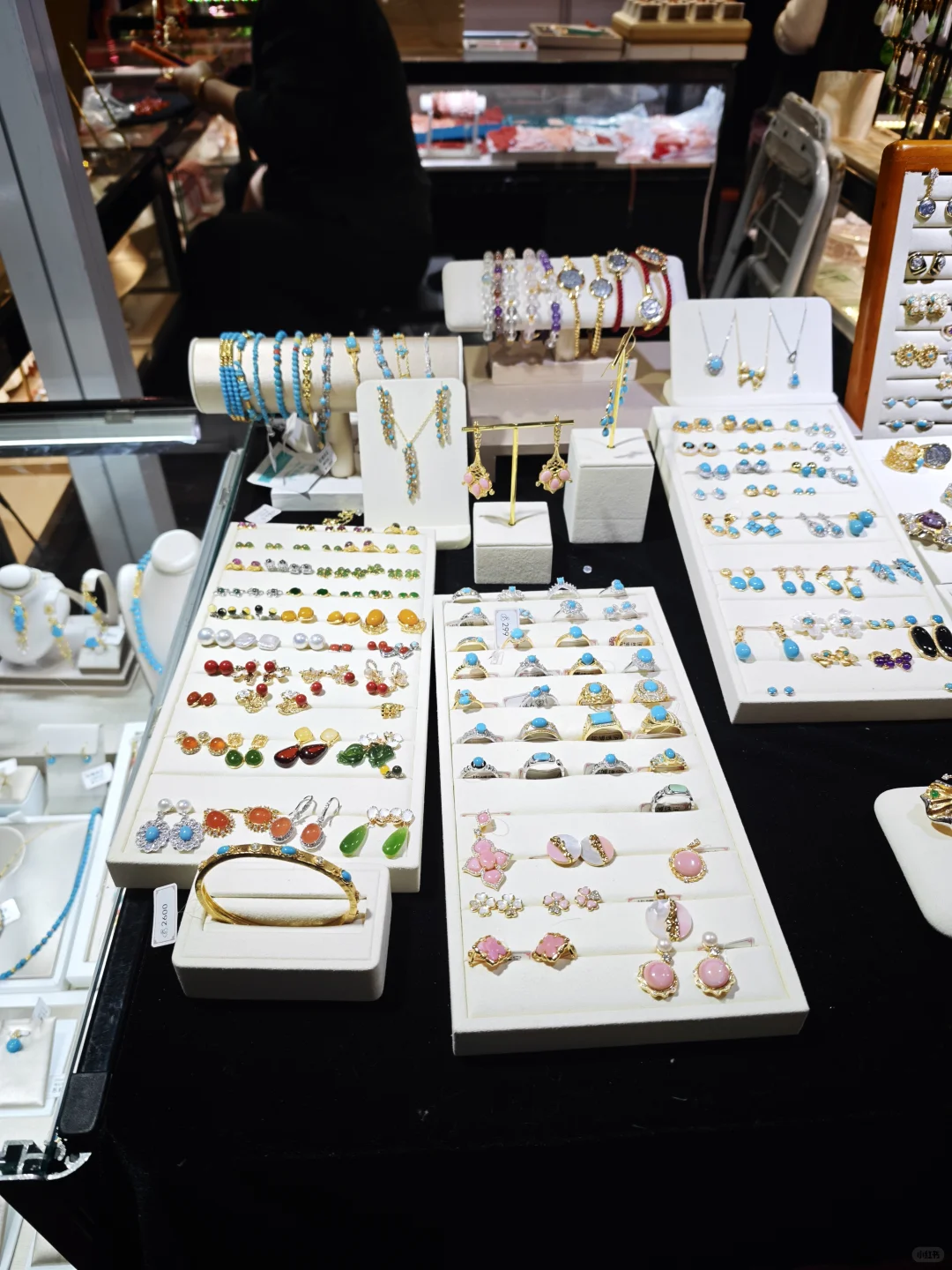 来北京国际展览中心逛珠宝展啦