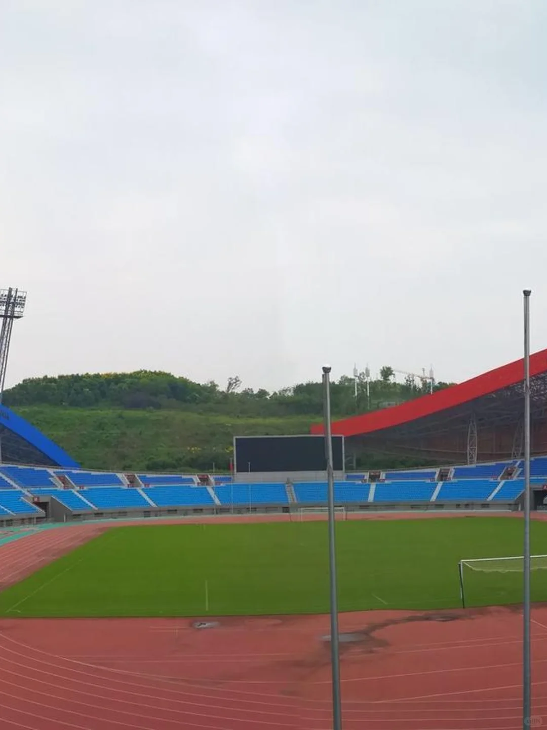 每日球场 | 188 镇江体育会展中心体育场