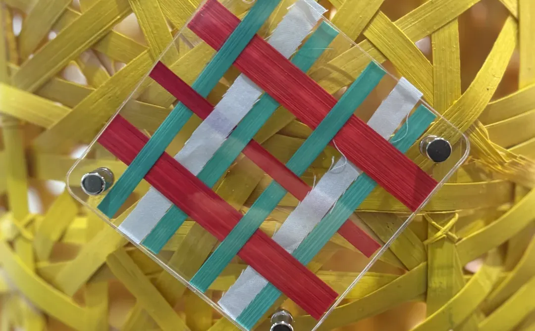 展会首日人气火爆，人流如织！