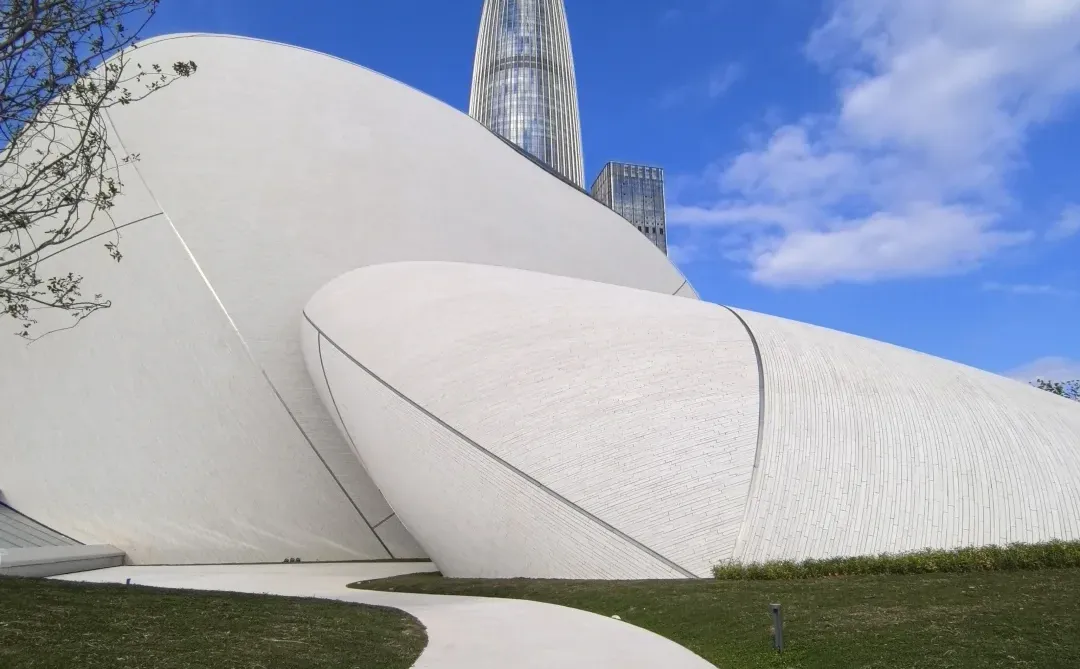 在深圳，怎么能不看设计展呢？！