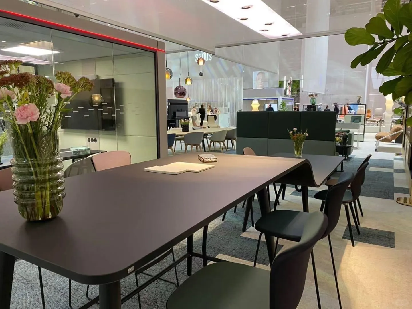 26年三个国四个城市考察欧洲知名家具商旅