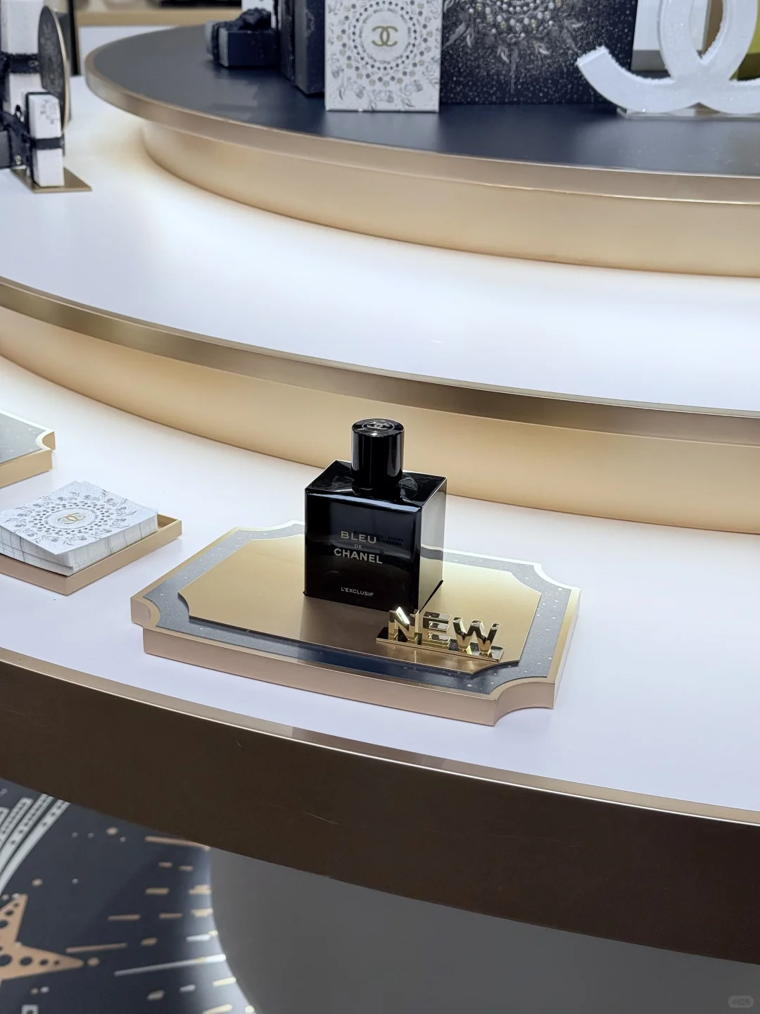 上海 12 月香奈儿最新的免费展来了，快冲！！！