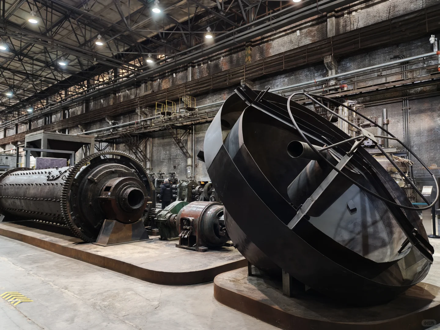 钢铁洪流的浪漫，他们工人有力量