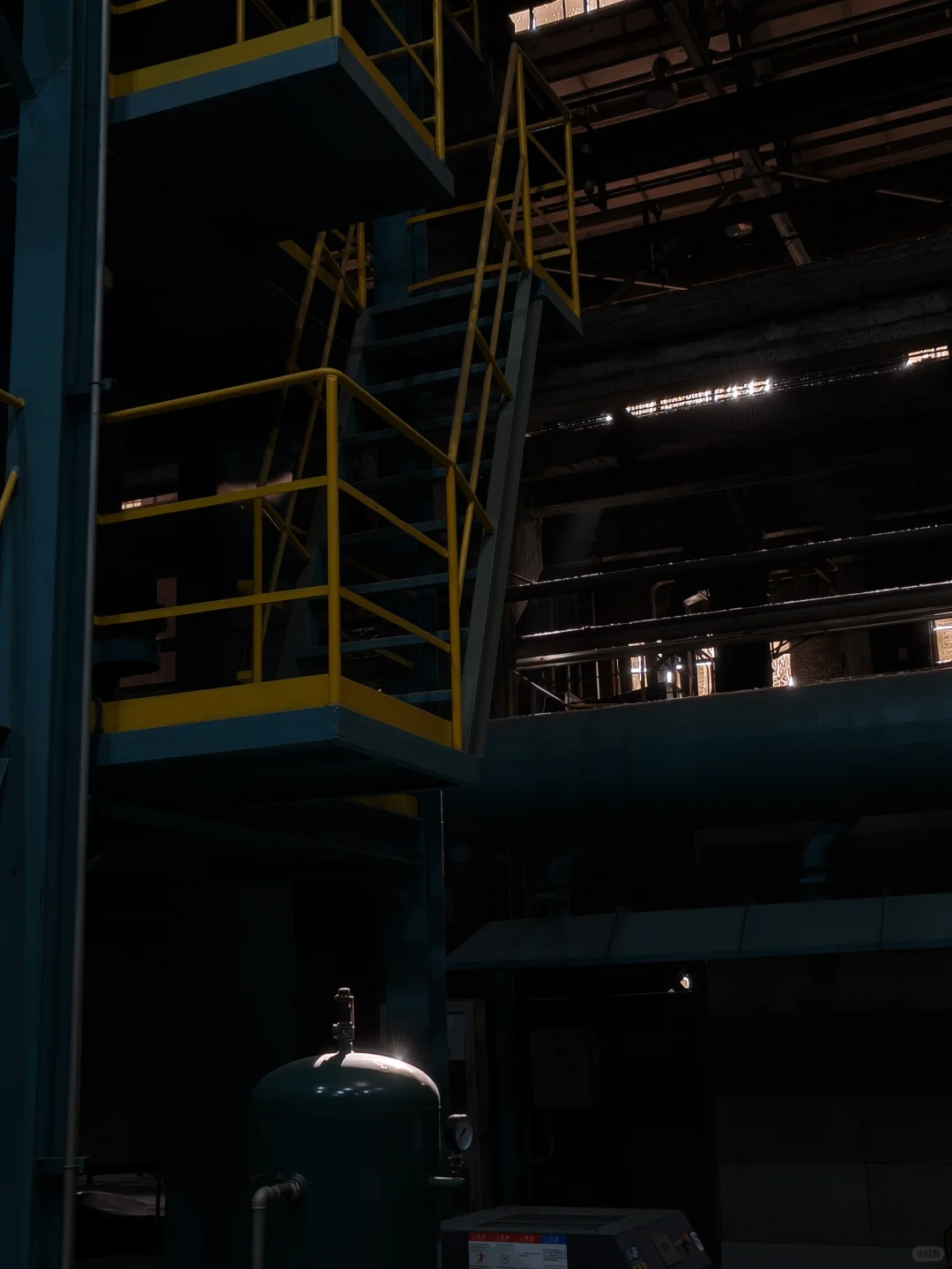 钢铁洪流的浪漫，他们工人有力量