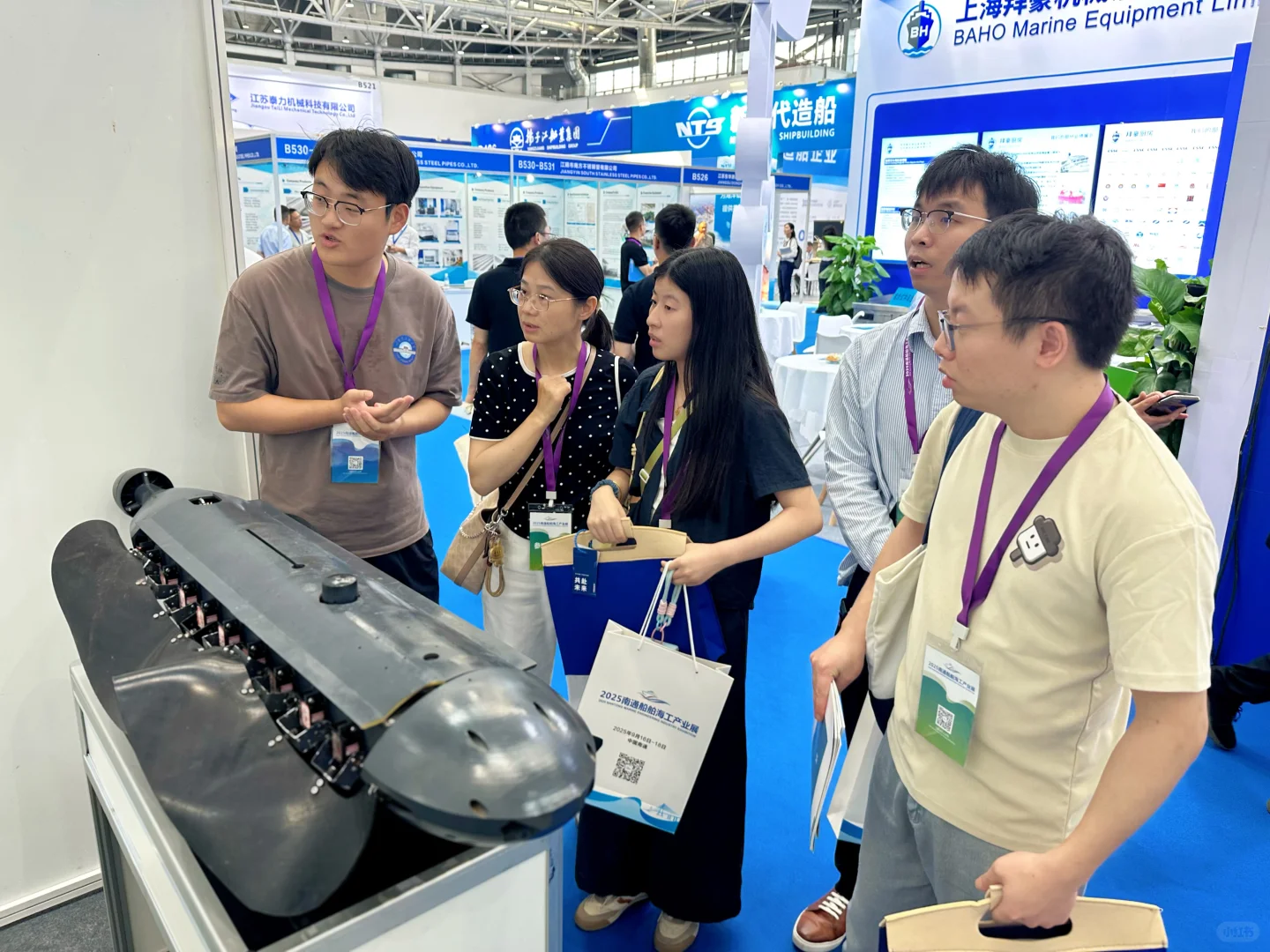 ?直击现场！水下航行器亮相南通海工展！