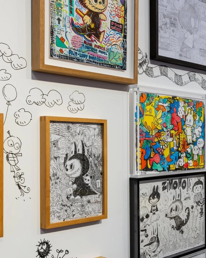 LABUBU 十周年巡展可以看到龙家升的手稿！