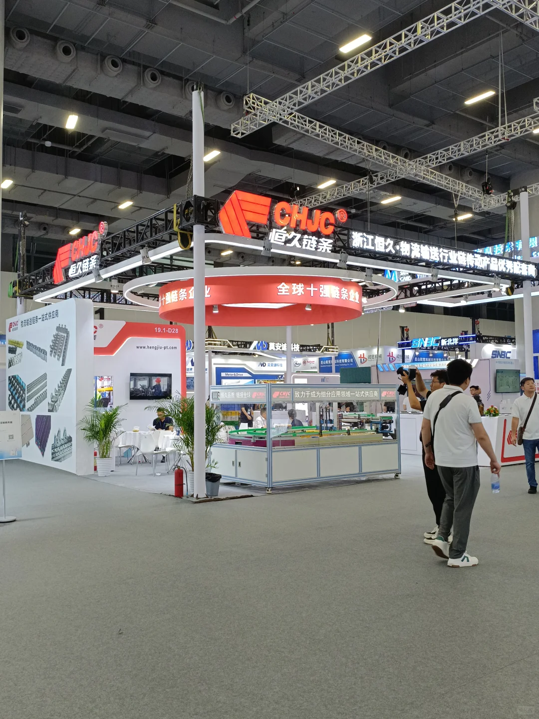 广州智能机器人展物流装备展简直太炸了！