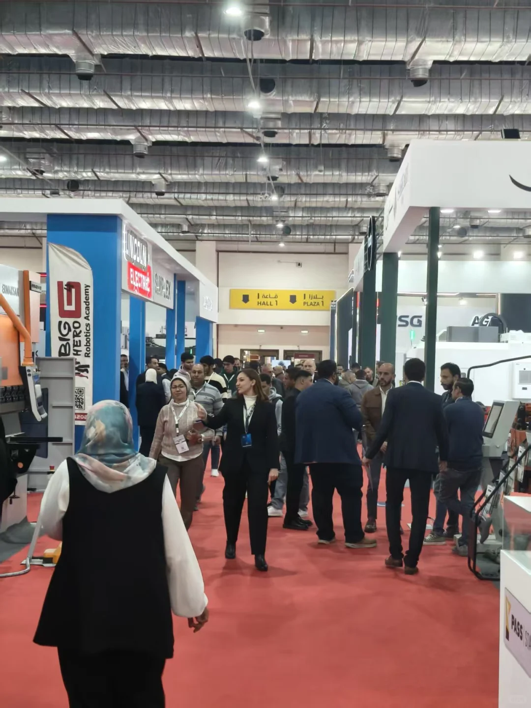 埃及金属加工机床展开展第一天