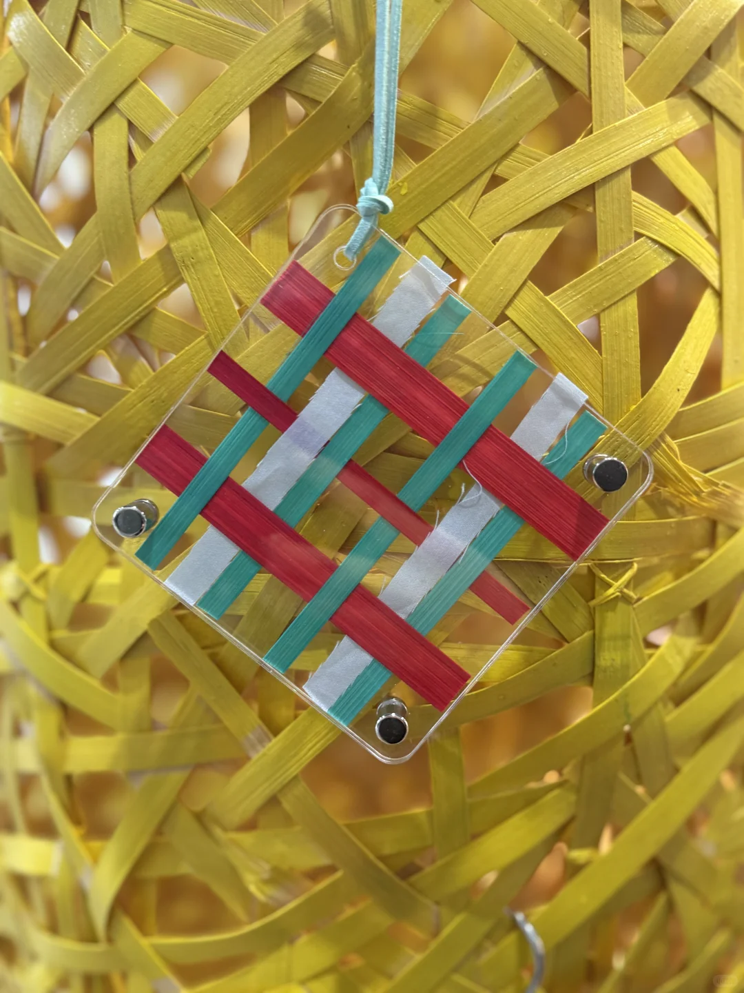 展会首日人气火爆，人流如织！