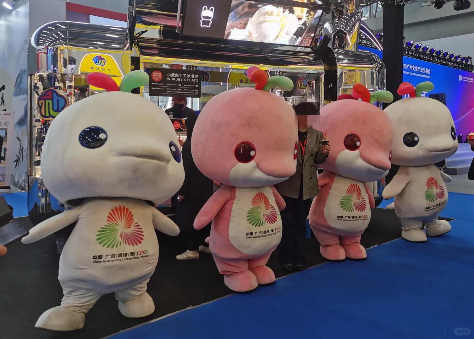 大湾鸡在文交会的第一天photos