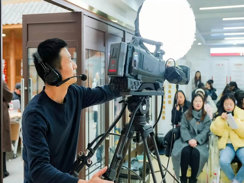 枝江 摄影摄像、花絮摄像、展会活动跟拍