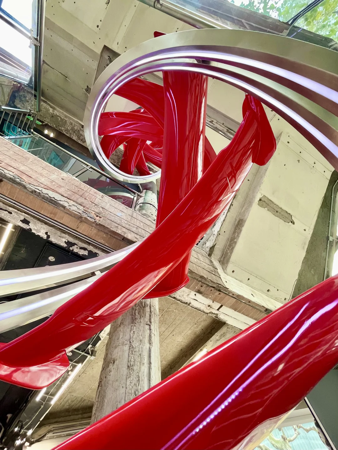 车比展厅好看｜保时捷快闪空间