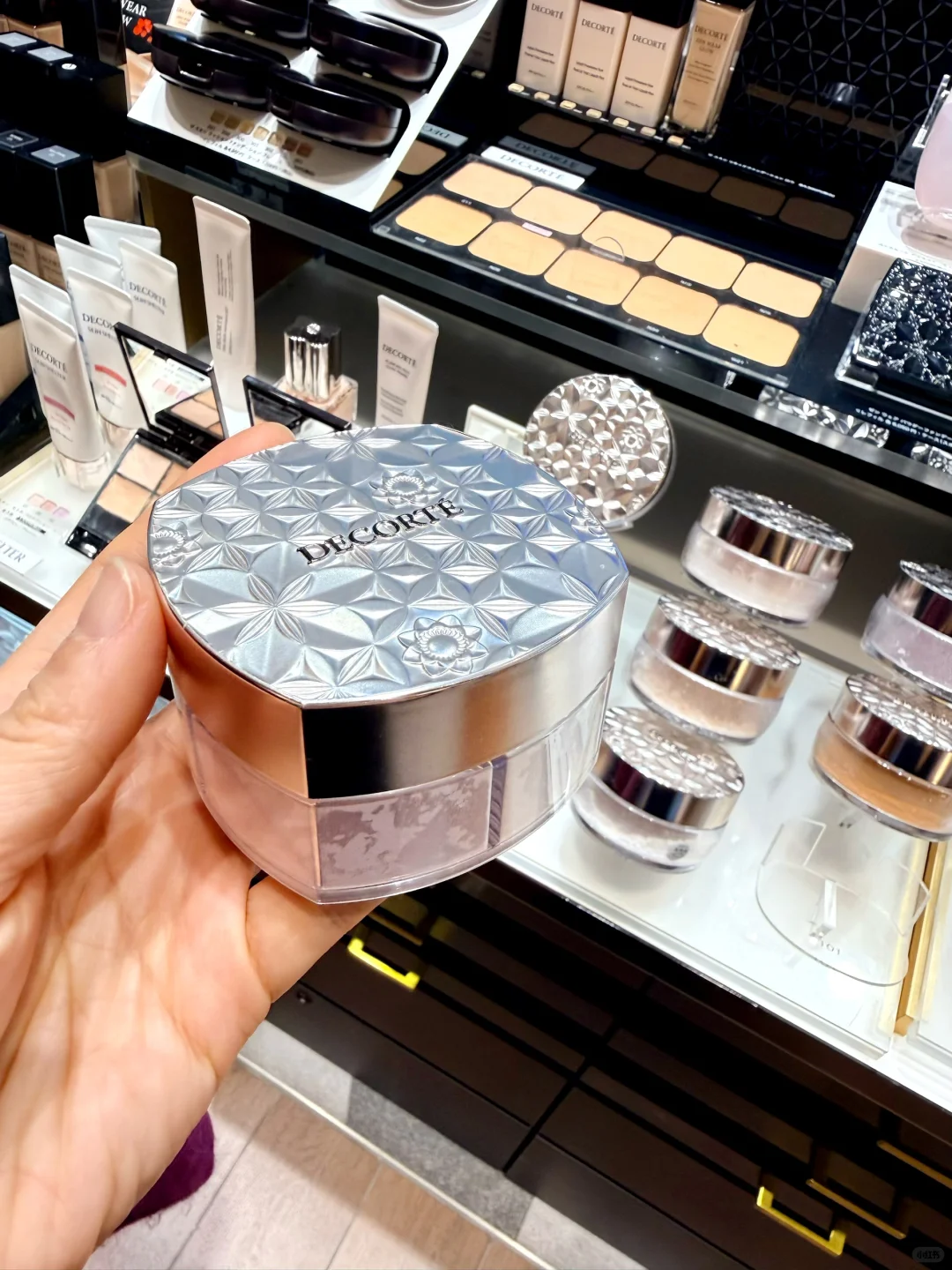 我的漂亮散粉101四格子??采购ing