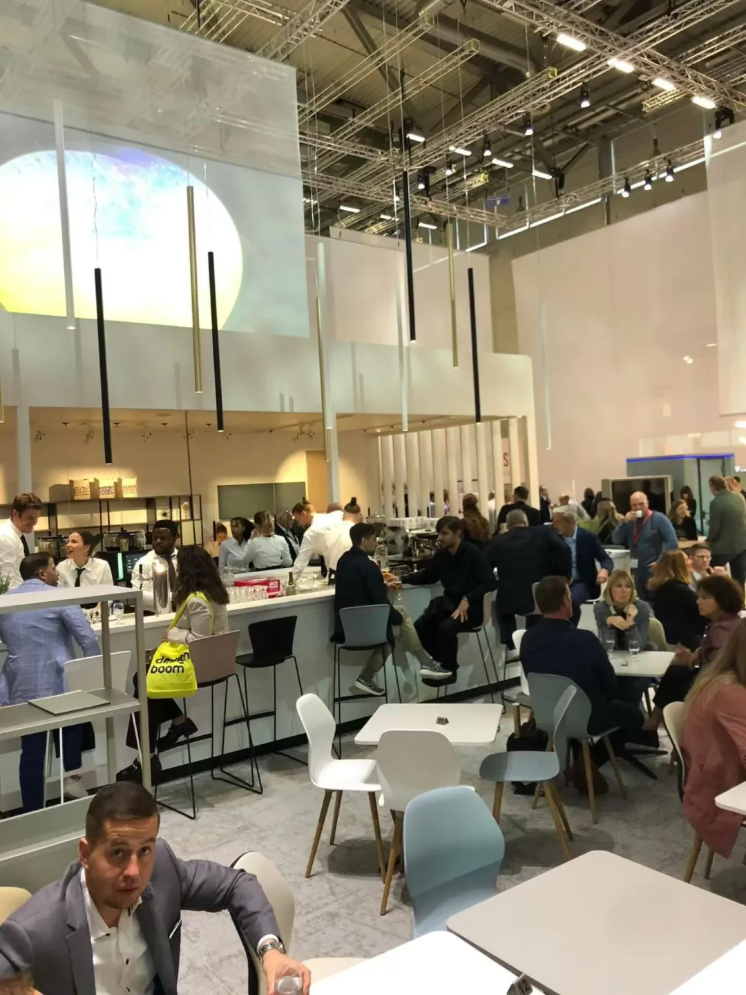 26年三个国四个城市考察欧洲知名家具商旅