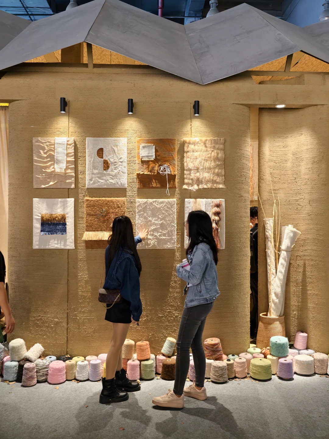 来广州设计周逛了下，蛮多亮眼的设计