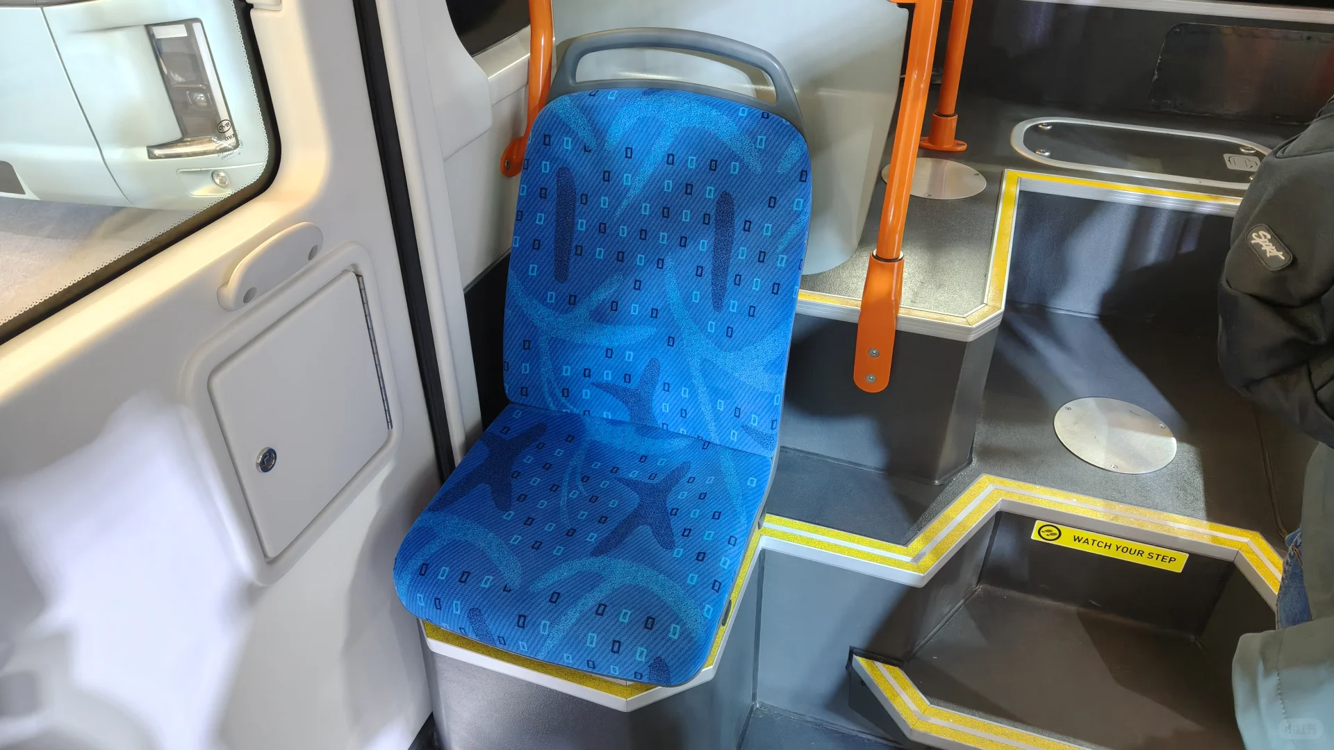 上海国际客车展-BYD J6