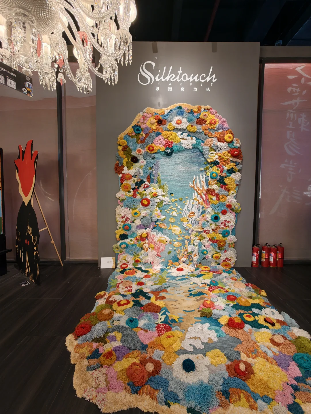 来广州设计周逛了下，蛮多亮眼的设计