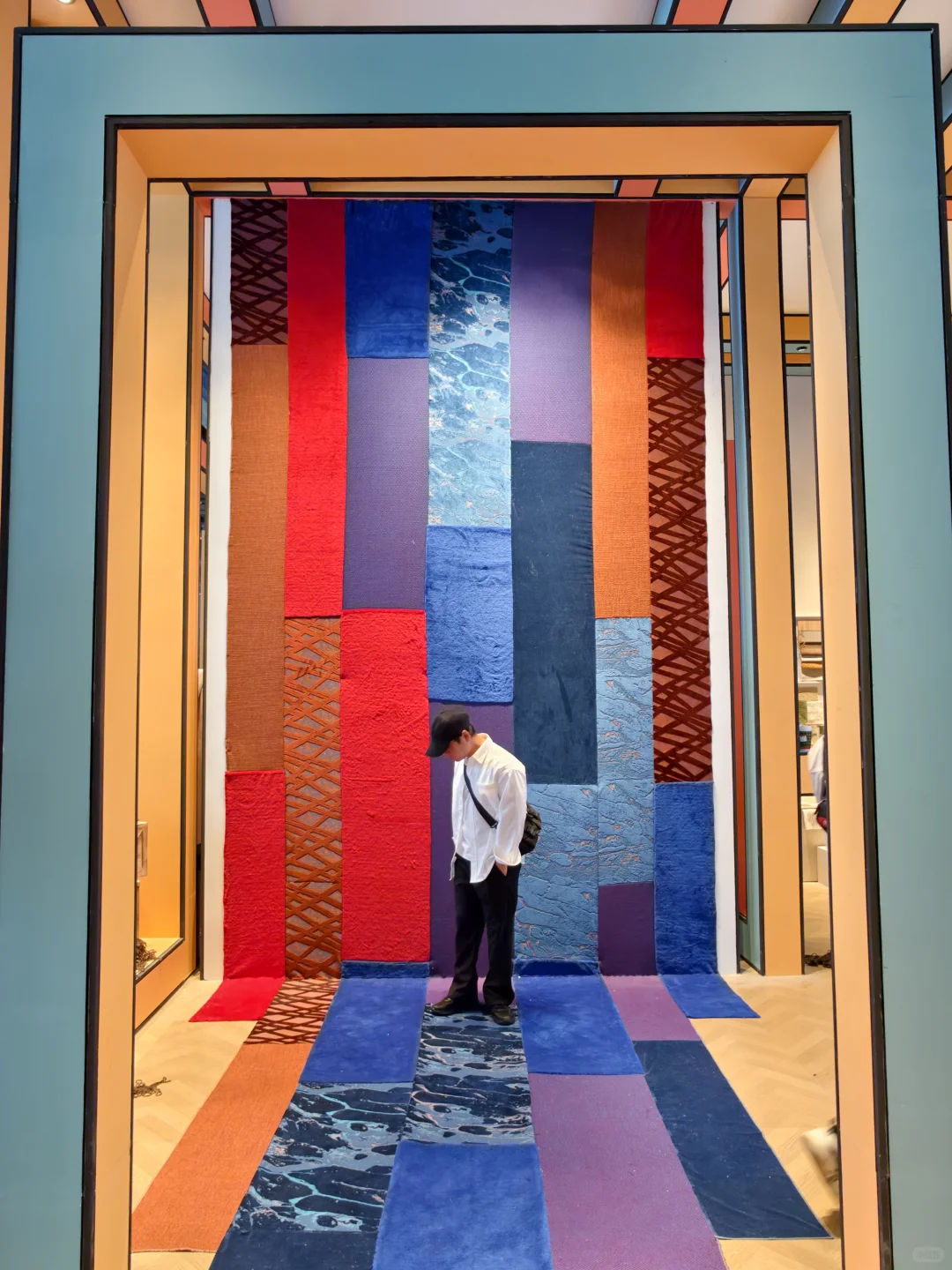 来广州设计周逛了下，蛮多亮眼的设计