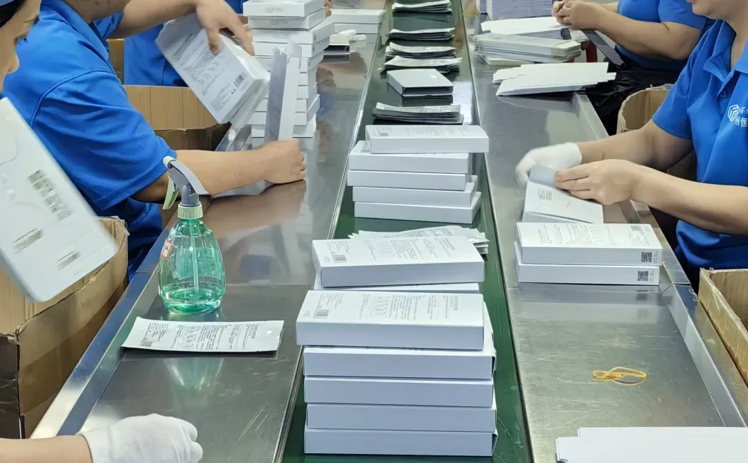 外包装车间赶货时刻