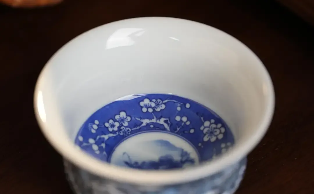 云山片玉纯手工手绘宝石蓝墨彩夜景杯