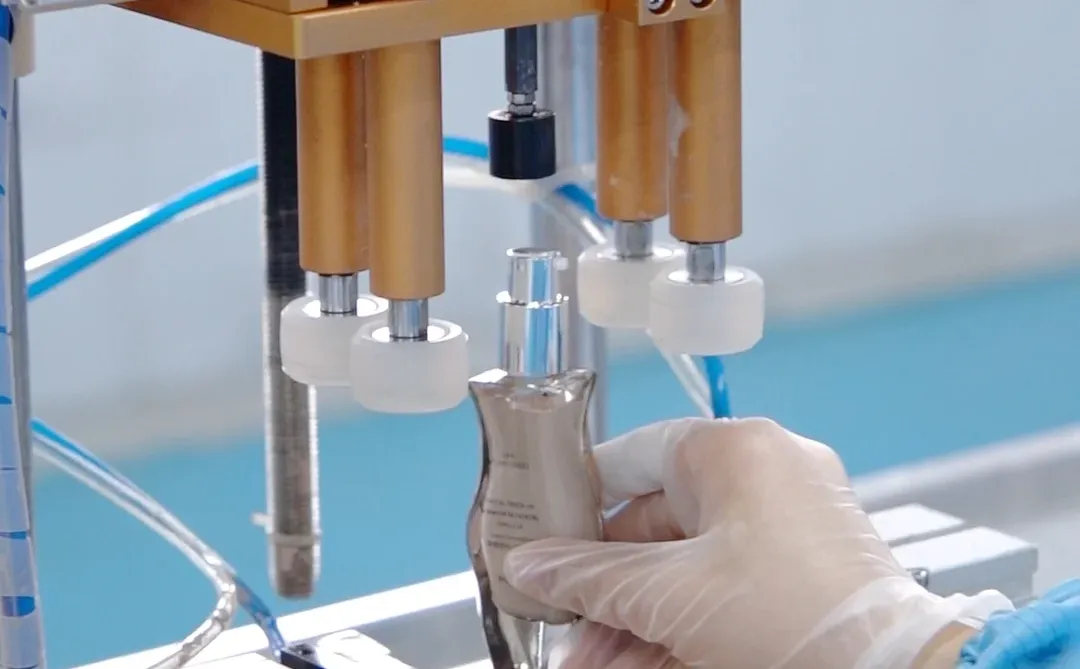 化妆品代工➡️一瓶粉底液的诞生与品质坚守