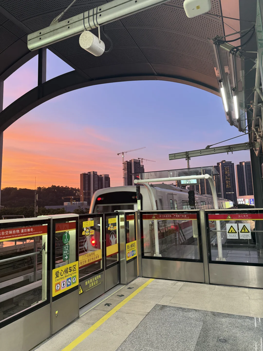 大学生暑假兼职展会翻译记