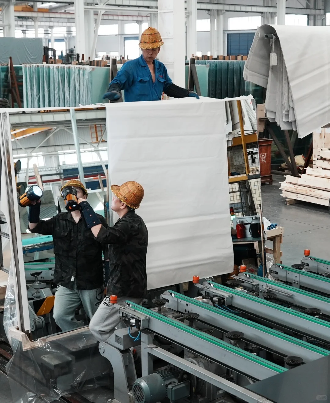 玻璃·镜子?工厂