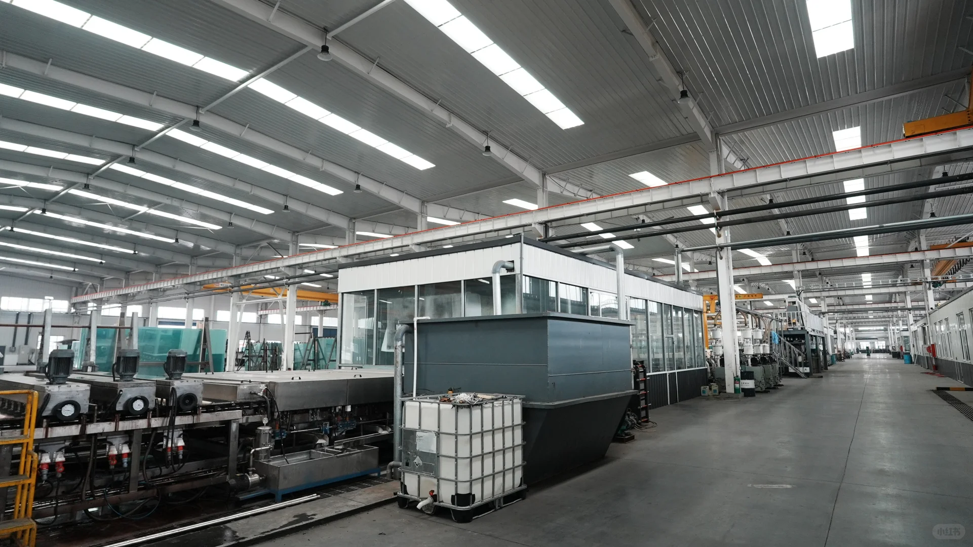 玻璃·镜子?工厂