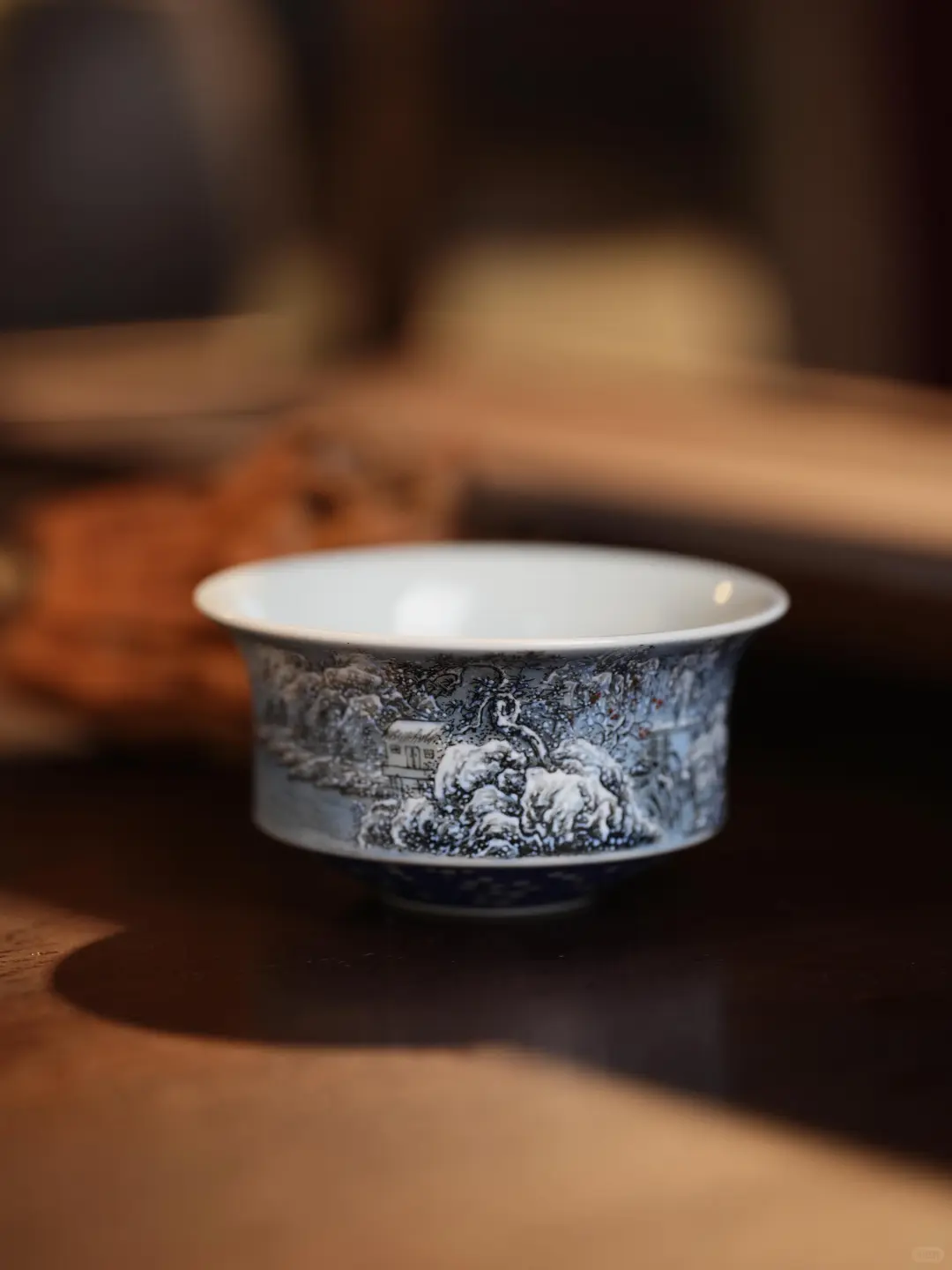 云山片玉纯手工手绘宝石蓝墨彩夜景杯