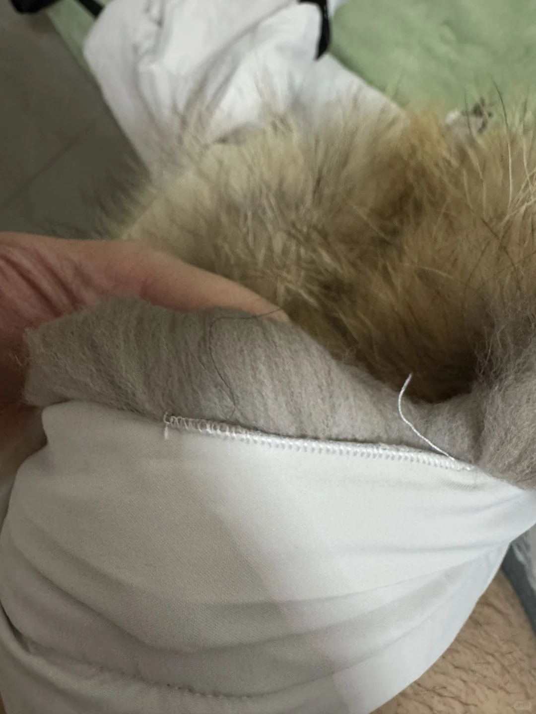 【避雷警示】拼多多“骆驼CAMEL官方旗舰店”：缝