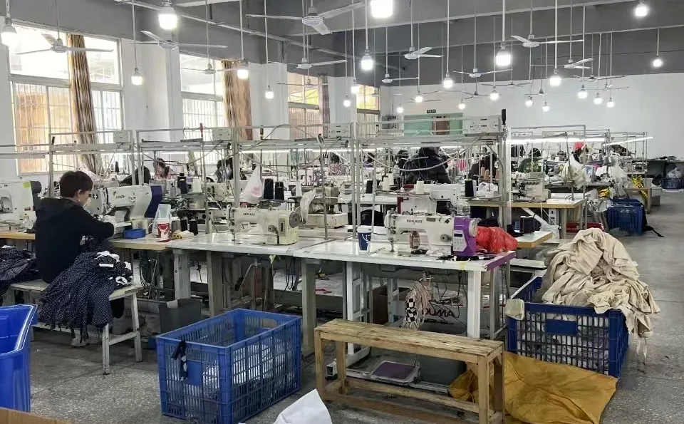 ??加拿大品牌找服装工厂？我们优势是这个