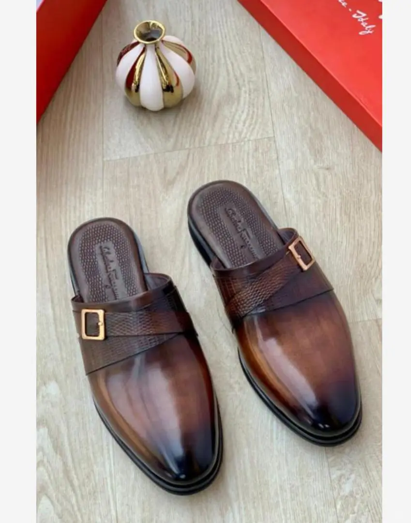 寻找男士皮革拖鞋供应商